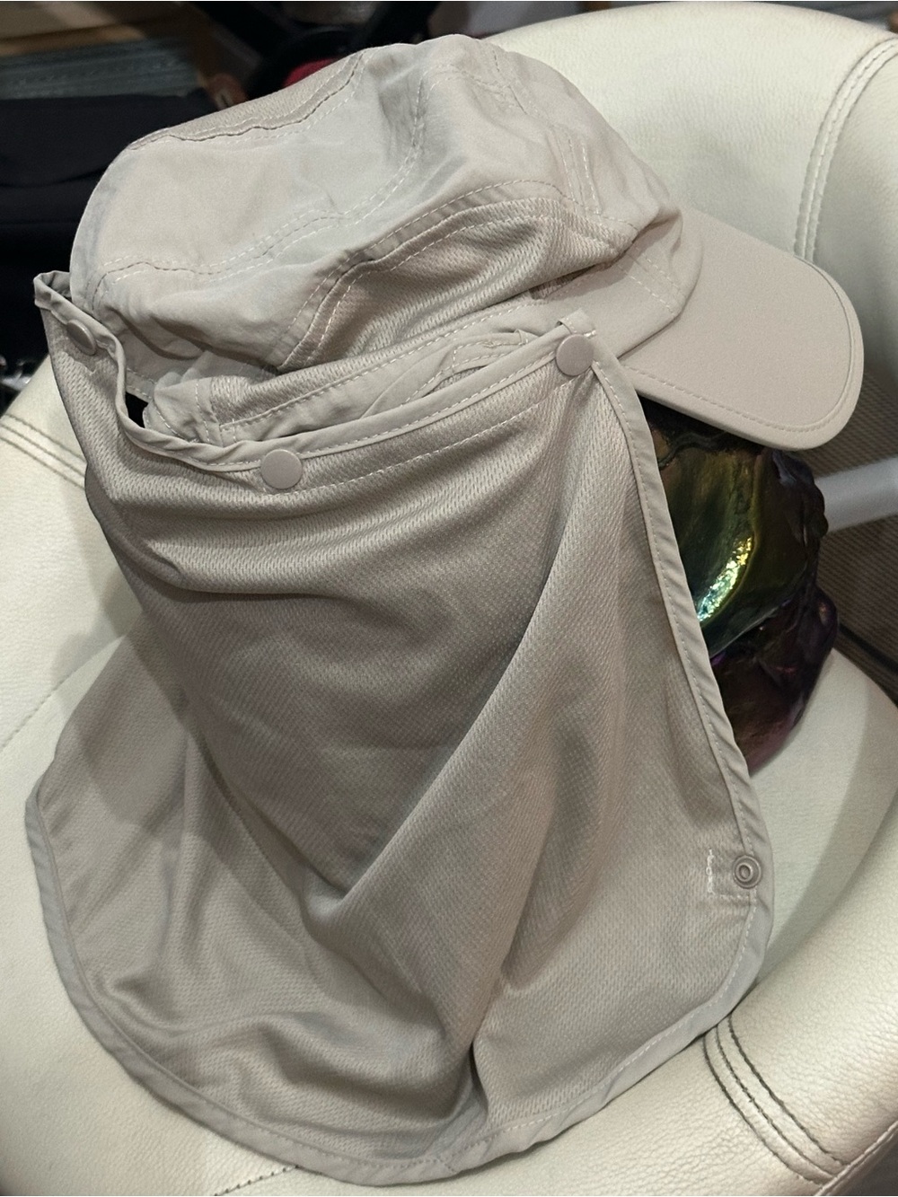 NWOT Unisex Full-Sun Protection UPF 50+ Ushake hat with Removable Backing
